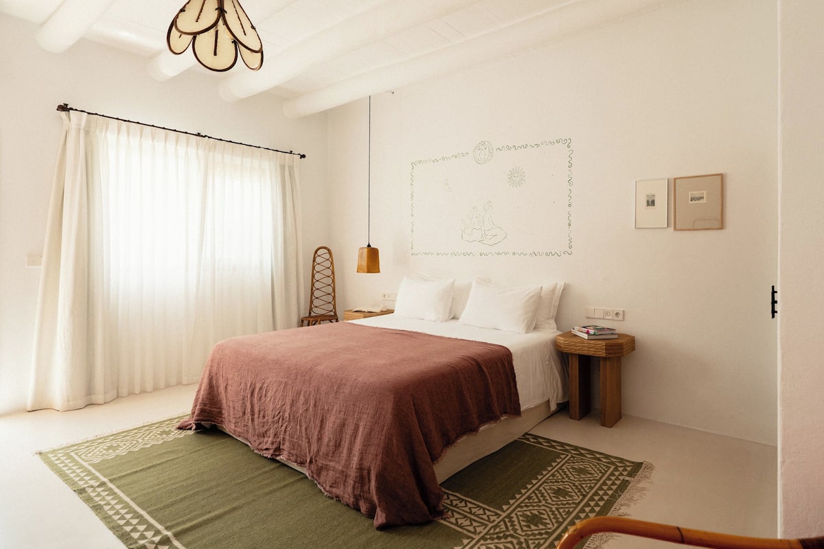 Habitación Deluxe | Ropa de cama de alta calidad, edredón y camas con efecto memoria