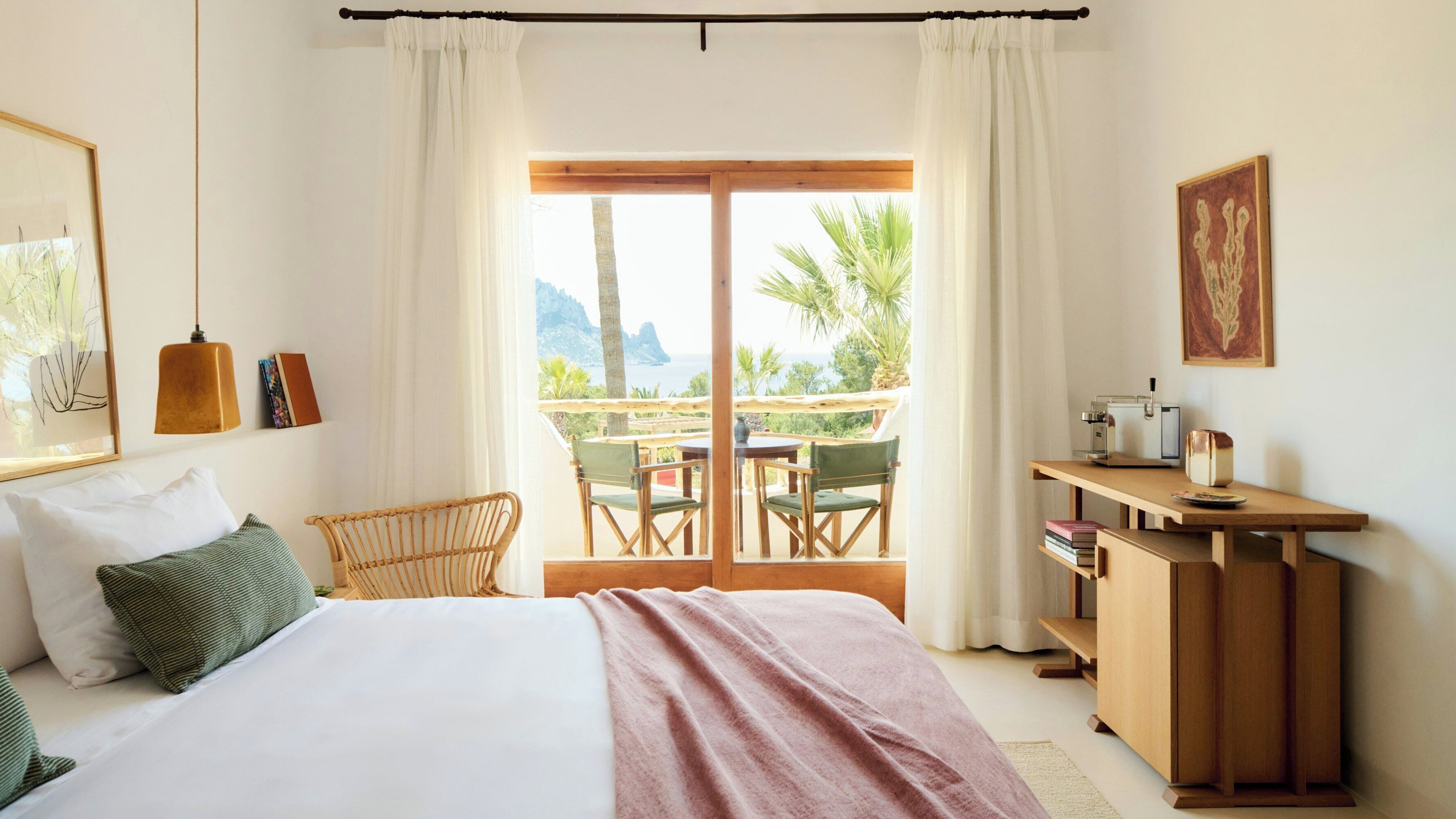 Deluxe Es Vedrà Sea View | Ropa de cama de alta calidad, edredón y camas con efecto memoria 