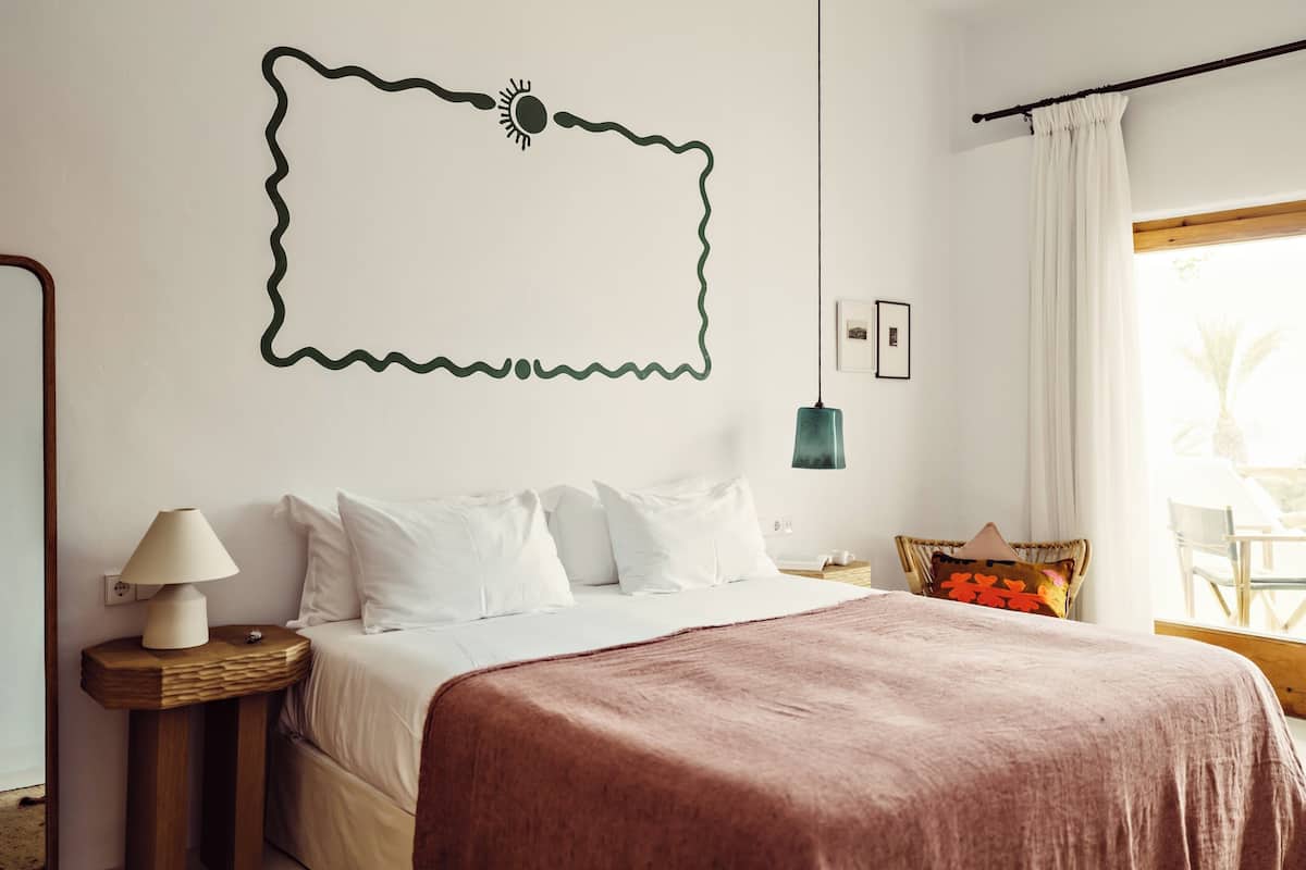 Deluxe Es Vedrà Sea View | Ropa de cama de alta calidad, edredón y camas con efecto memoria