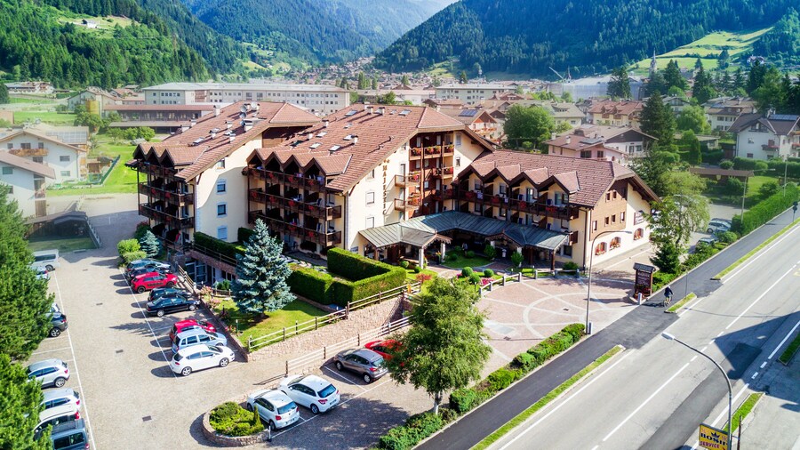 Aparthotel Majestic