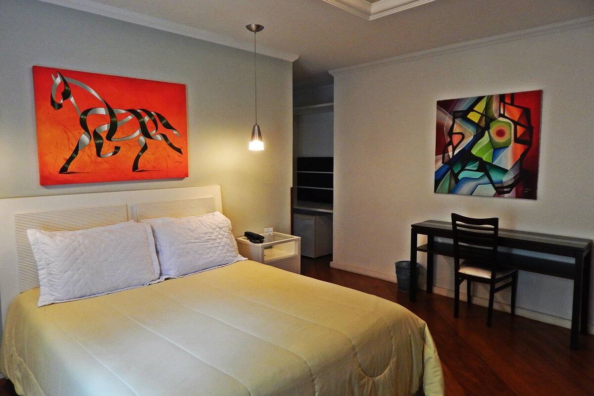 Doppia Luxury, vista giardino | 1 camera, una cassaforte in camera, con stile personalizzato