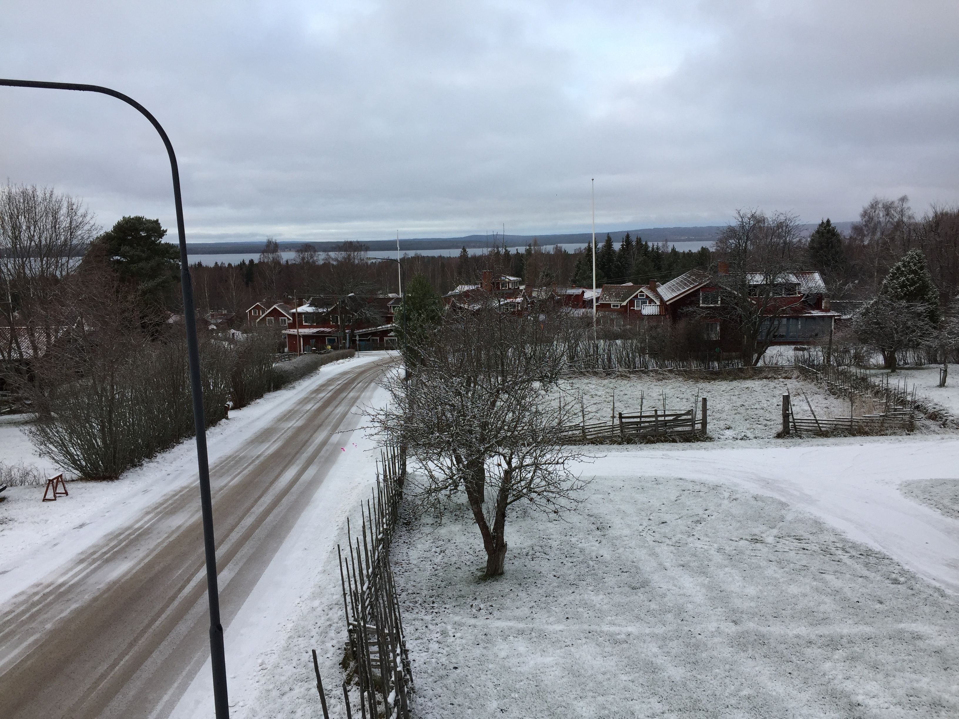 family room | valley view