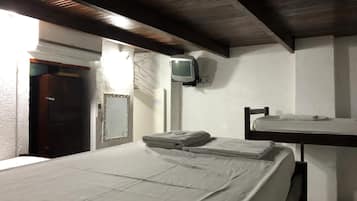 Free WiFi, bed sheets