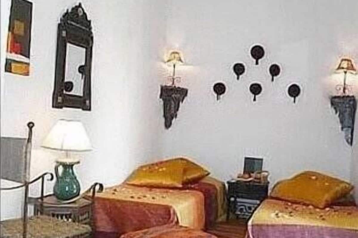 Double Room (Amira)