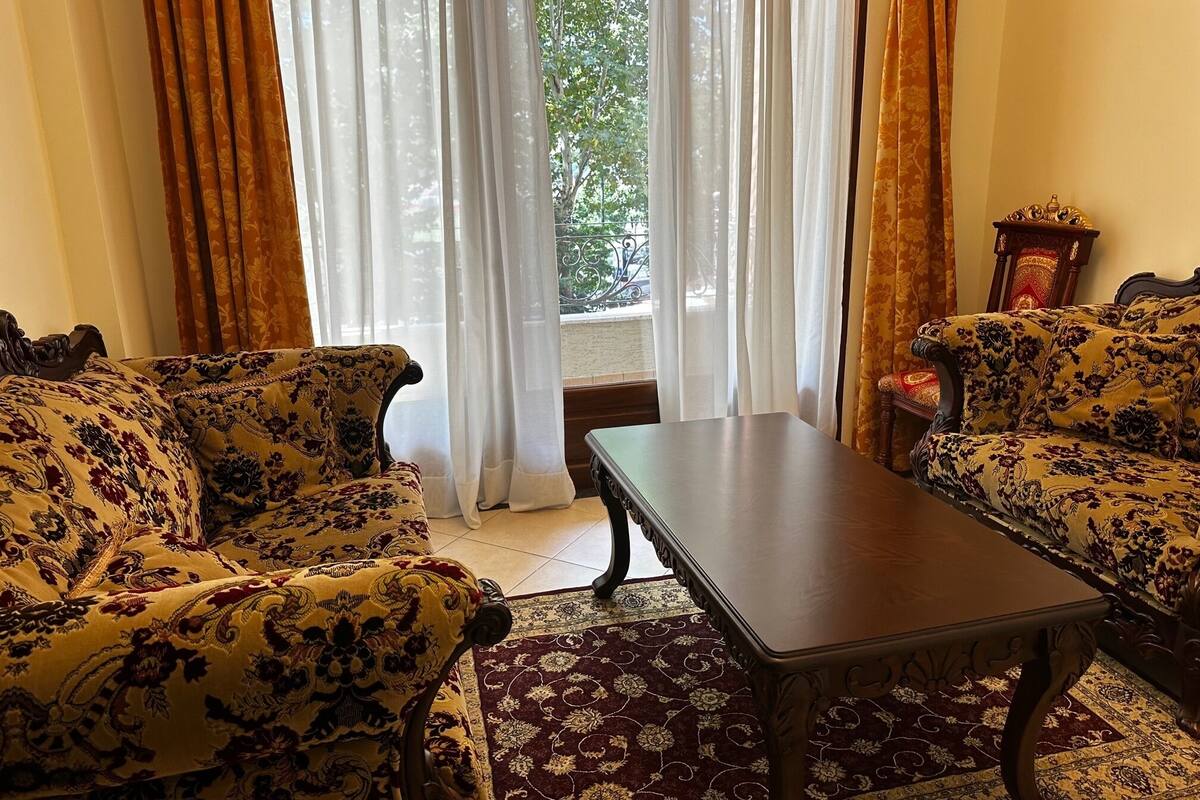 luxury suite | living room | lcd tv, pay films