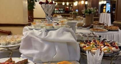 Dinasty Hotel