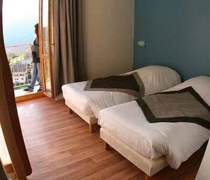 Soundproofing, free cots/infant beds, free WiFi, bed sheets