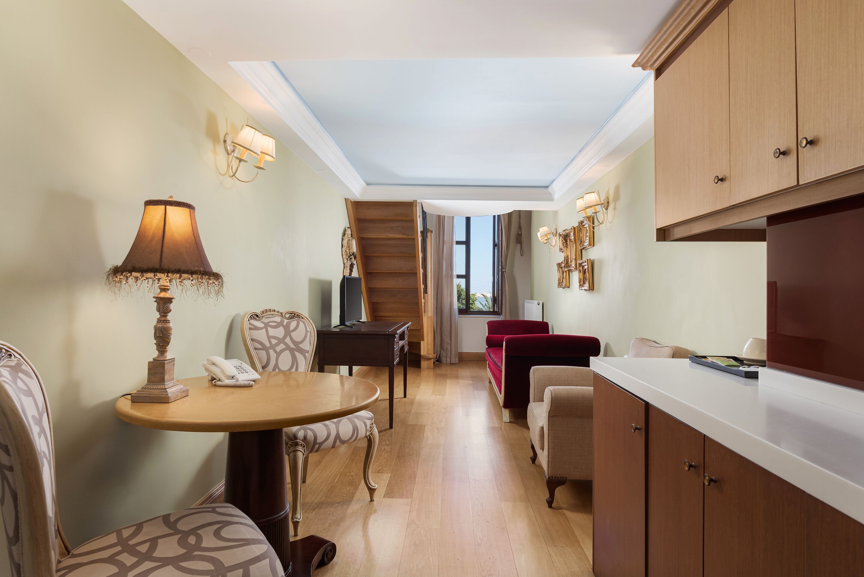 Photo - Civitas Suites Hotel
