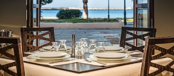 Civitas Suites Hotel