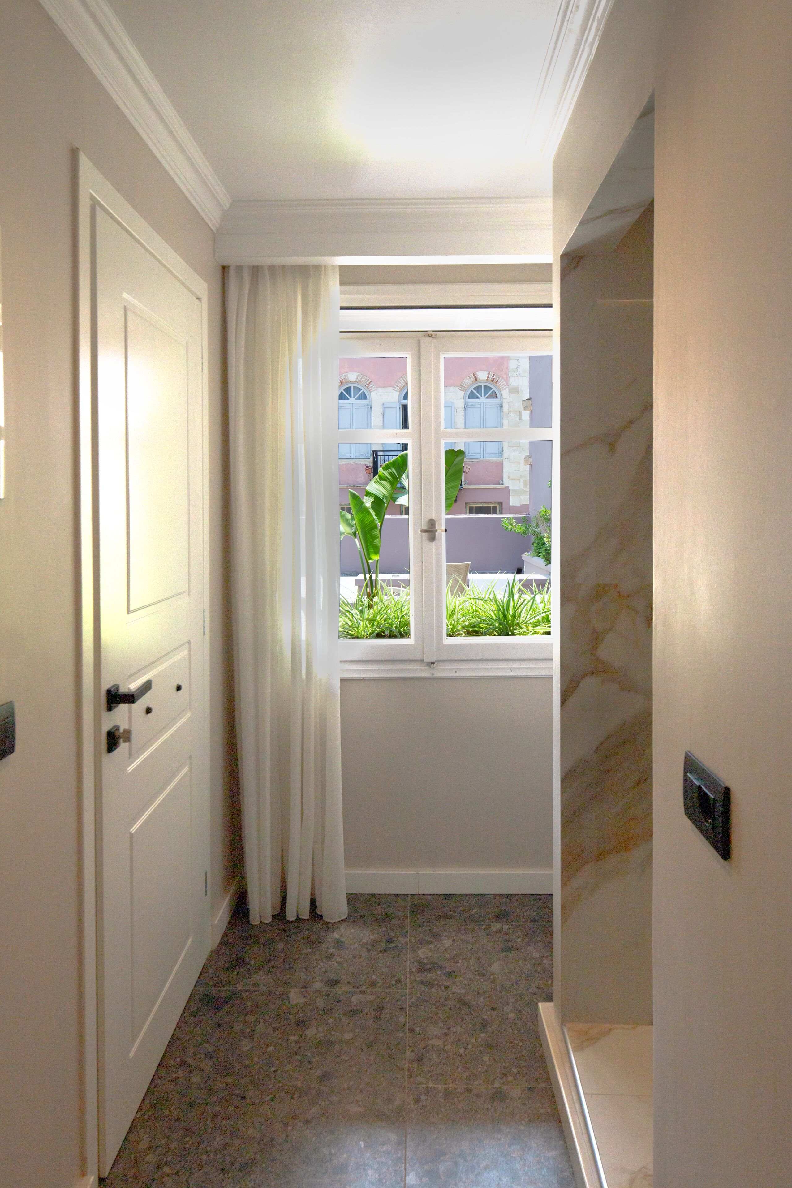 double or twin room (patio view) | courtyard view