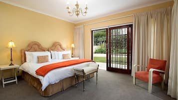 Luxury-Ferienhaus, 1 Schlafzimmer, Bergblick, Bergseite (king/twin 5) | 6 Schlafzimmer, hochwertige Bettwaren, Zimmersafe, Schreibtisch