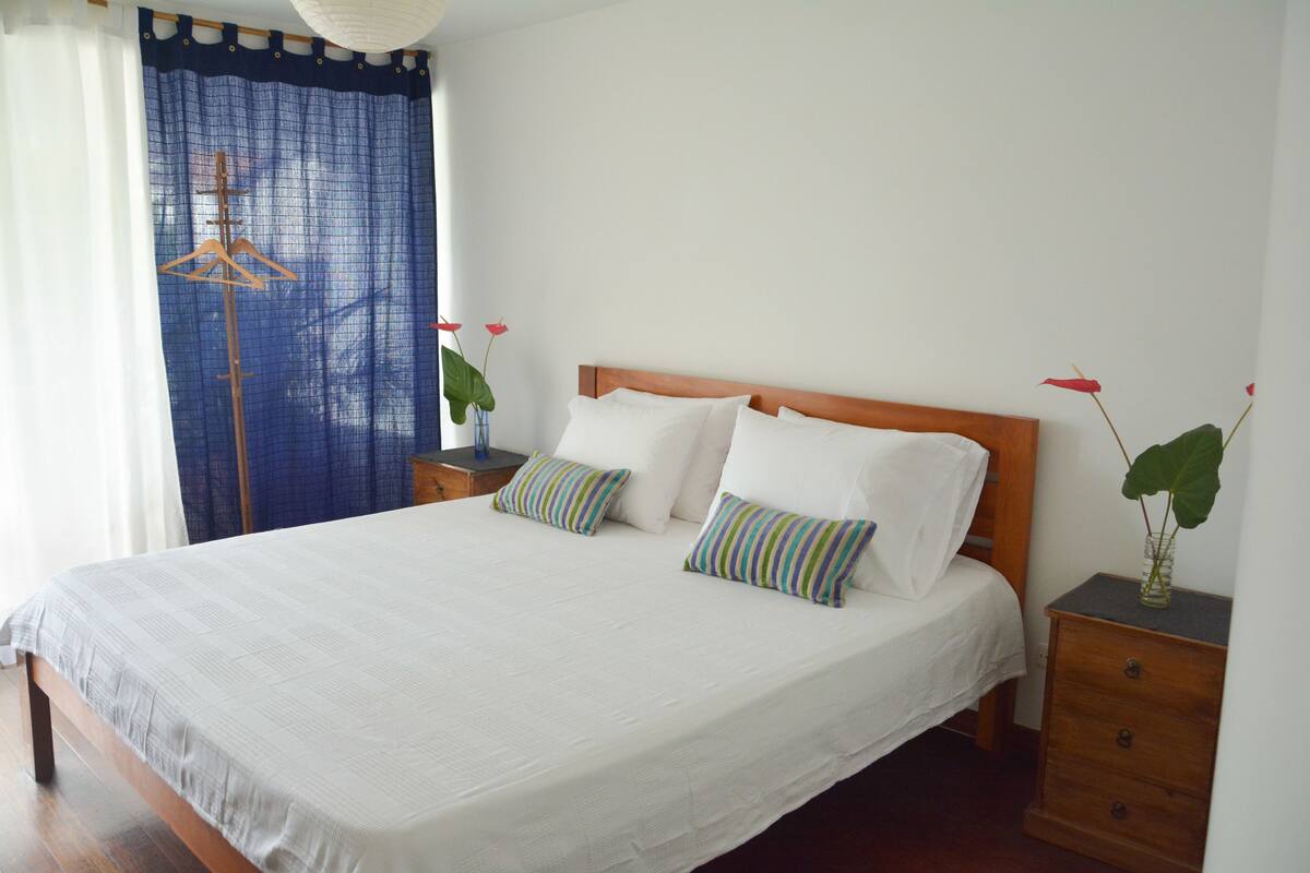 deluxe double room, balcony | free wifi, bed sheets