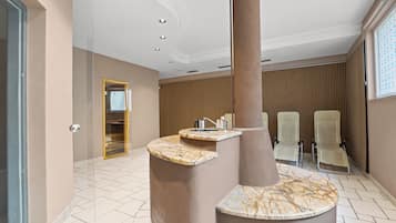 Sauna, steam room, Turkish bath/hammam