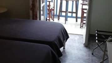 1 bedroom, in-room safe, free WiFi, bed sheets