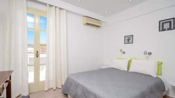 (Double or Twin) Bed Apartment 2nd Floor | Zimmersafe, kostenloses WLAN, Bettwäsche