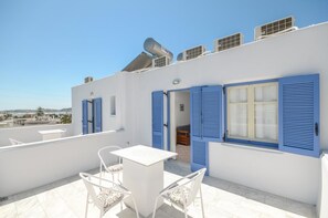 (Double or Twin) Room 2nd Floor | Két bảo mật tại phòng, truy cập Internet không dây miễn phí 