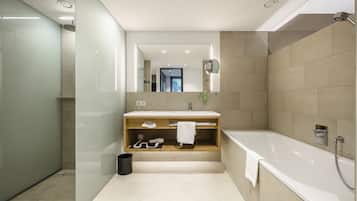 Suite, 1 Bedroom | Bathroom | Hair dryer, towels