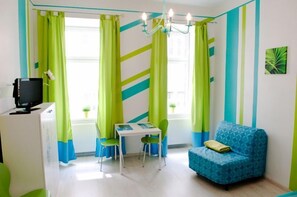 Studio, Kitchenette (Acquamarine) | Living room