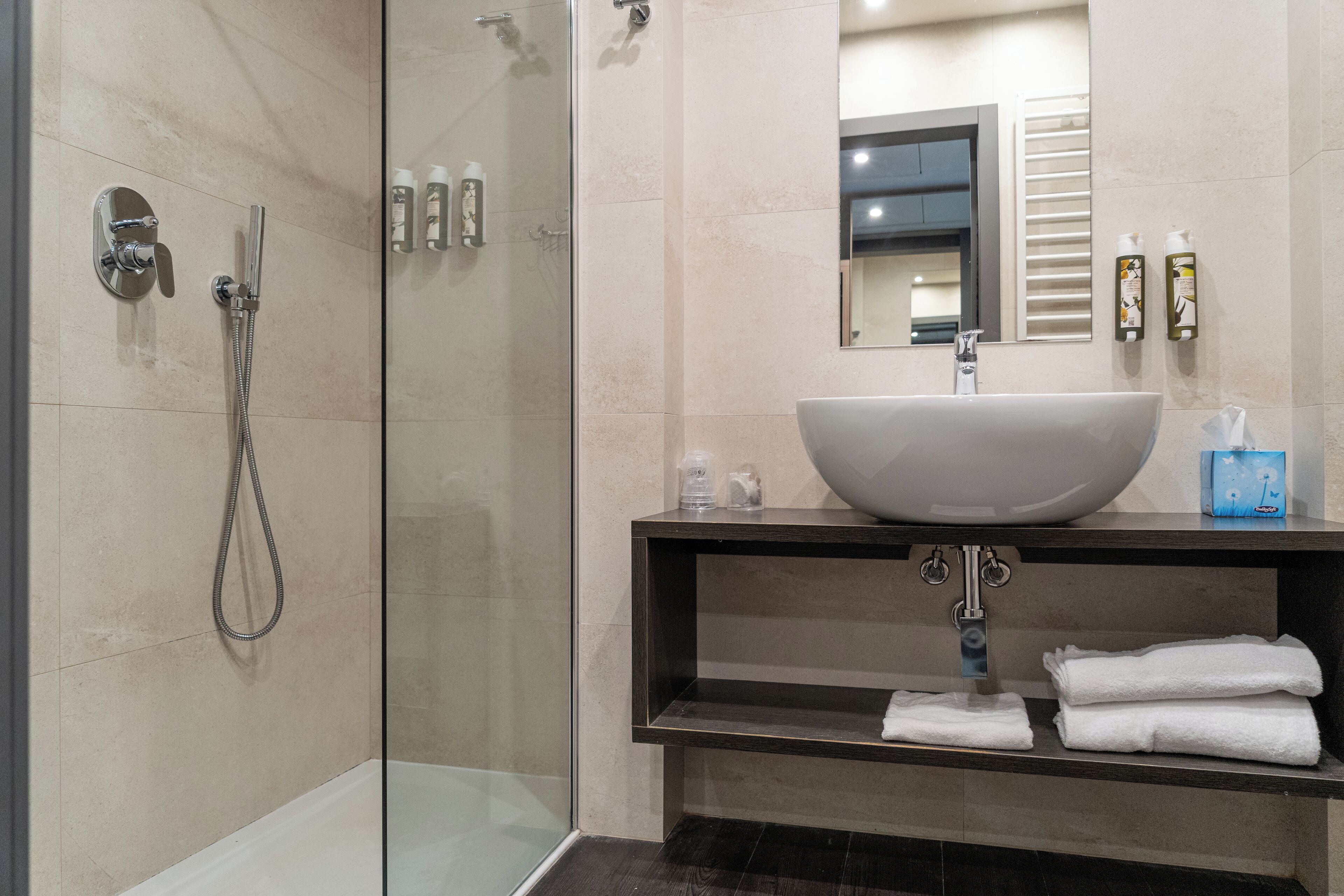 Photo - Hotel Désirée by Double Hospitality