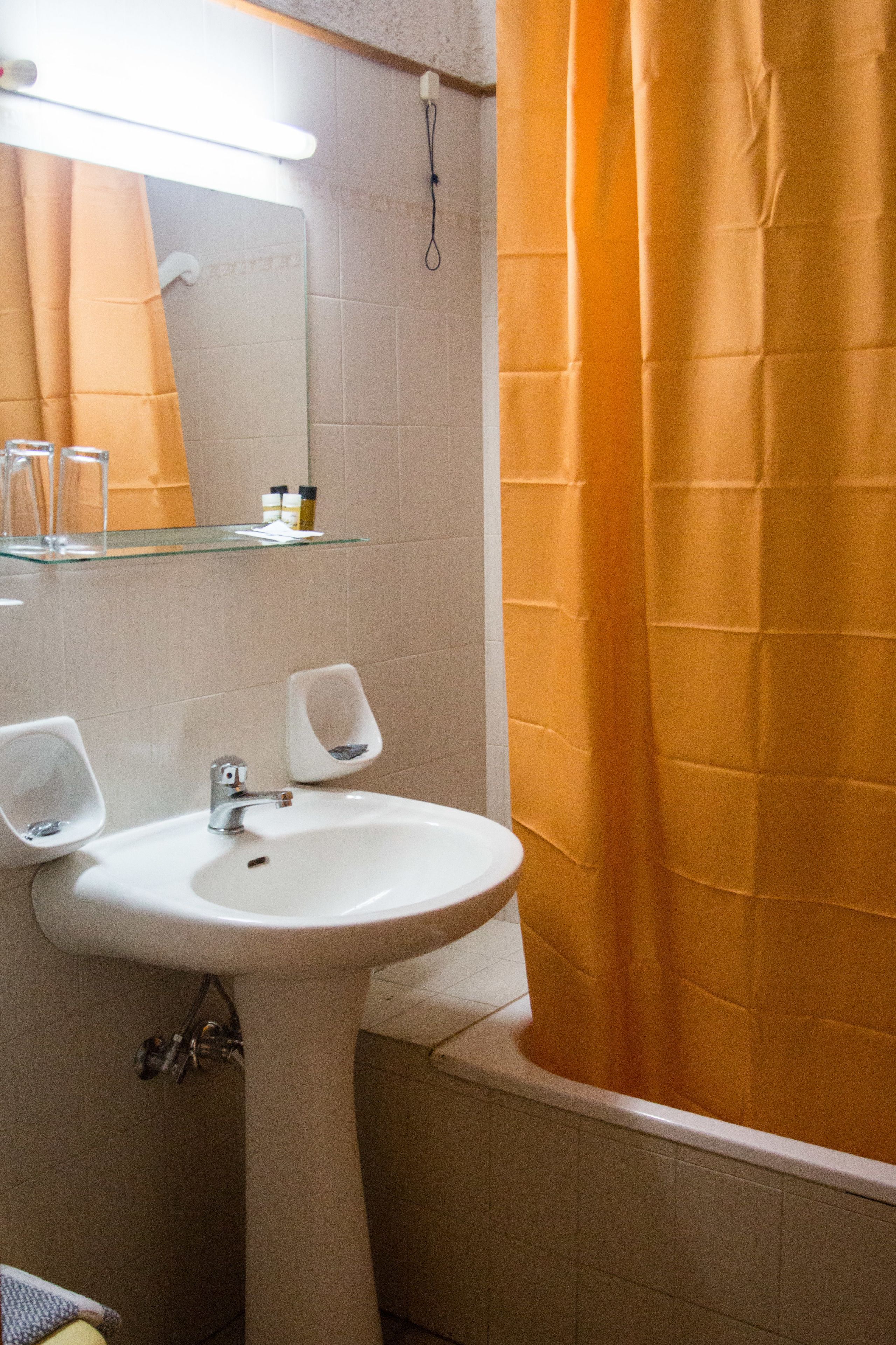 family room, mountain view | bathroom | towels