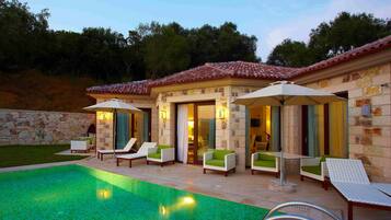 Superior Villa | Private pool