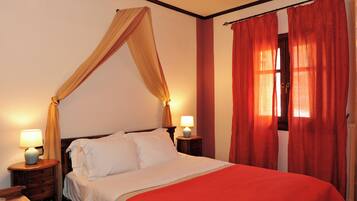 Deluxe Apartment, 1 Queen Bed with Sofa bed