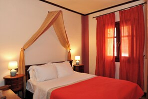 Deluxe Apartment, 1 Queen Bed with Sofa bed