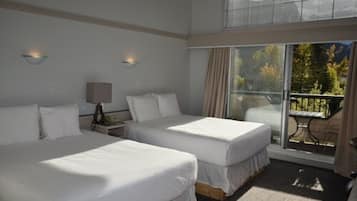 Mountain View Creekside - Two Queen (No Pets, No AC) | 免費 Wi-Fi、床單