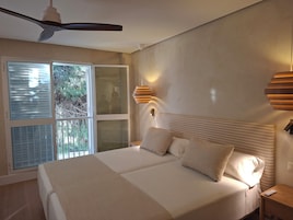 Egyptian cotton sheets, minibar, in-room safe, desk
