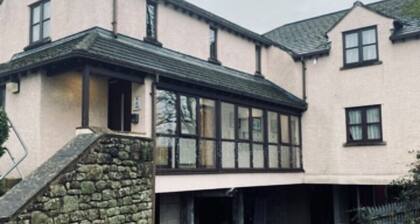 The County Lodge