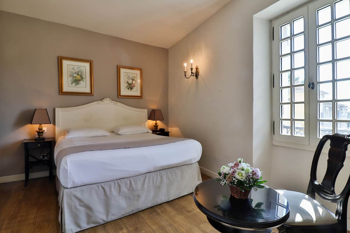 classic double room, 1 queen bed | desk, blackout curtains, iron/ironing board, free wifi