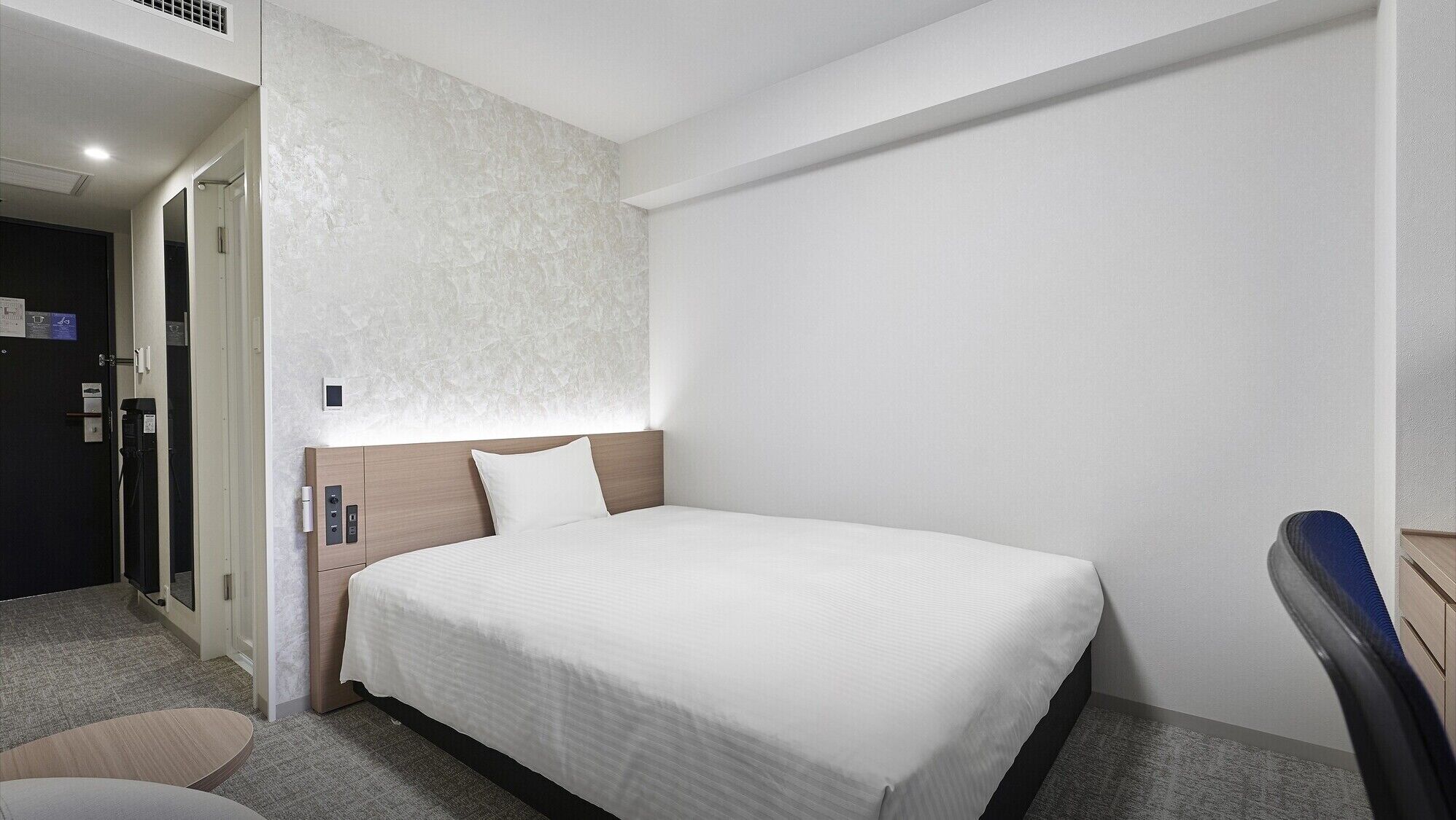 Couette en duvet d'oie, rideaux occultants, chambres insonorisées