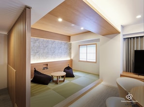 套房, 非吸煙房 (Junior Suite, with Tatami space) | 羽絨被、遮光布/窗簾、隔音、熨斗/熨衣板