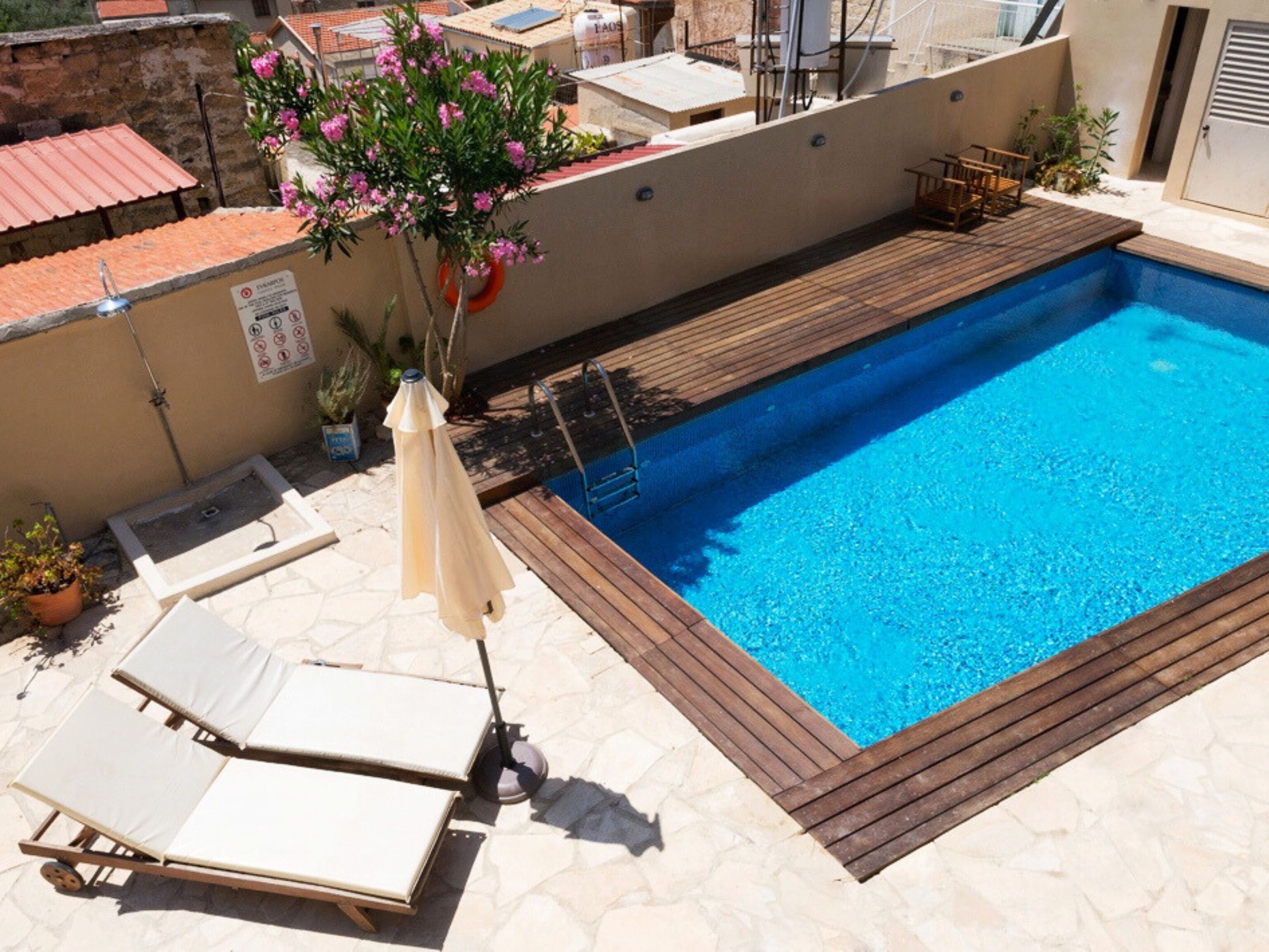 outdoor pool, pool umbrellas