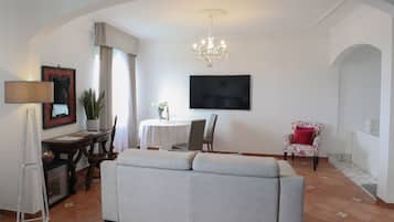 Suite Studio, bain à remous (Suite del Golfo) | 1 chambre, literie de qualité supérieure, couette en duvet d'oie