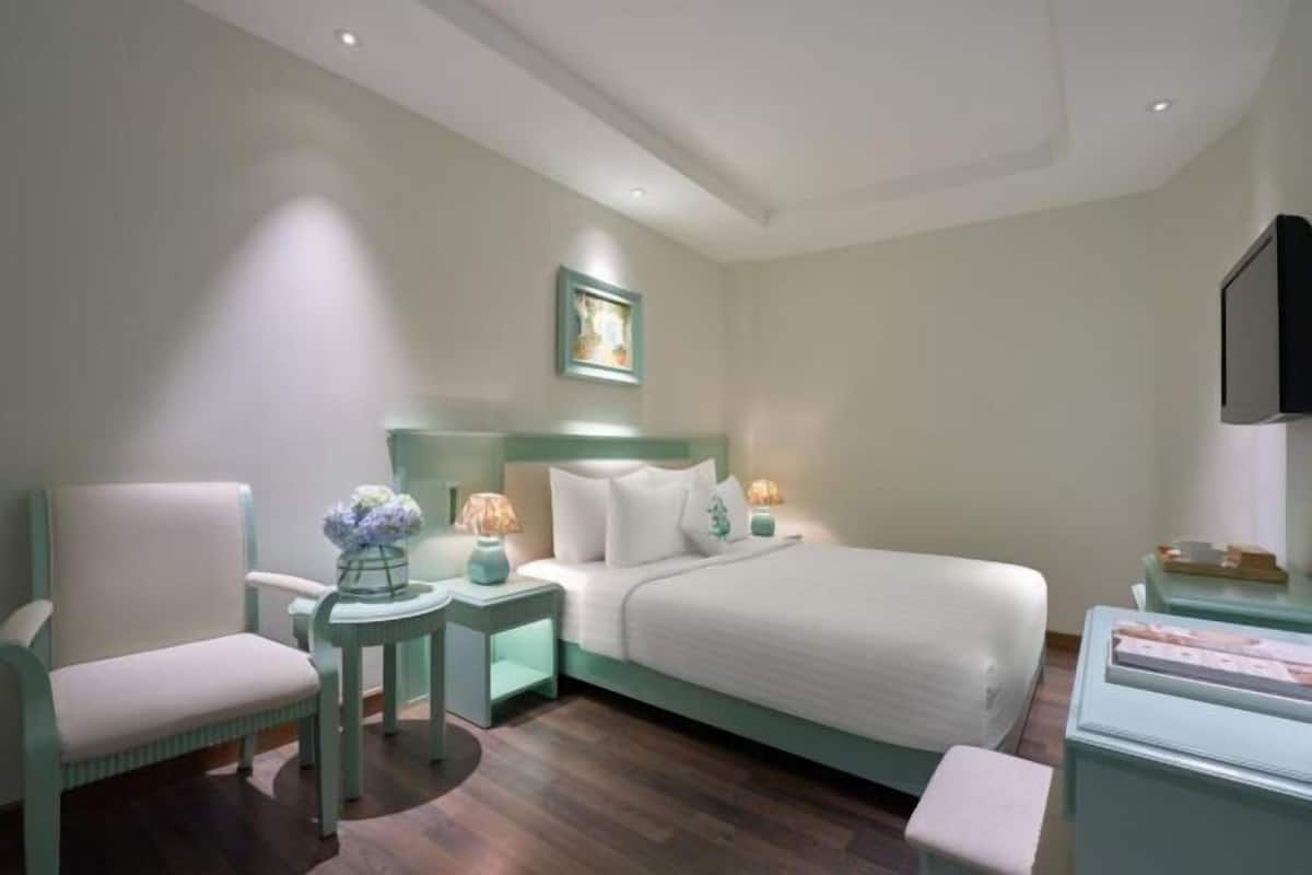 Cofres nos quartos, quartos à prova de som, Wi-Fi de cortesia