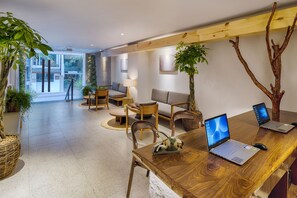 Business centre - Silverland Min Hotel (Ho Chi Minh City)