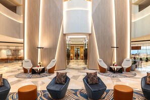 Lobby - Sheraton Mall of the Emirates Hotel, Dubai (Dubai)