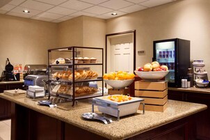 Free daily continental breakfast