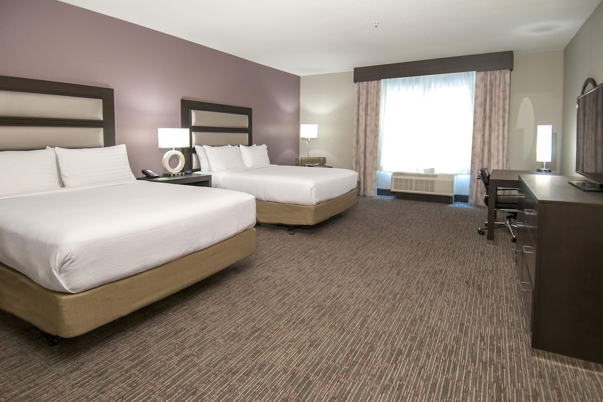 In-room safe, desk, soundproofing, iron/ironing board