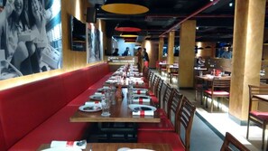 2 Restaurants, Frühstück