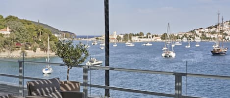 Frühstück, Mittagessen, Abendessen, Blick auf den Strand 