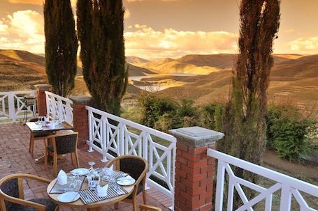 Terrace/patio. Mohale Lodge