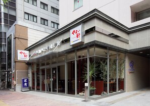 Breakfast, lunch and dinner served - Daiwa Roynet Hotel Hakata - Gion (Fukuoka)