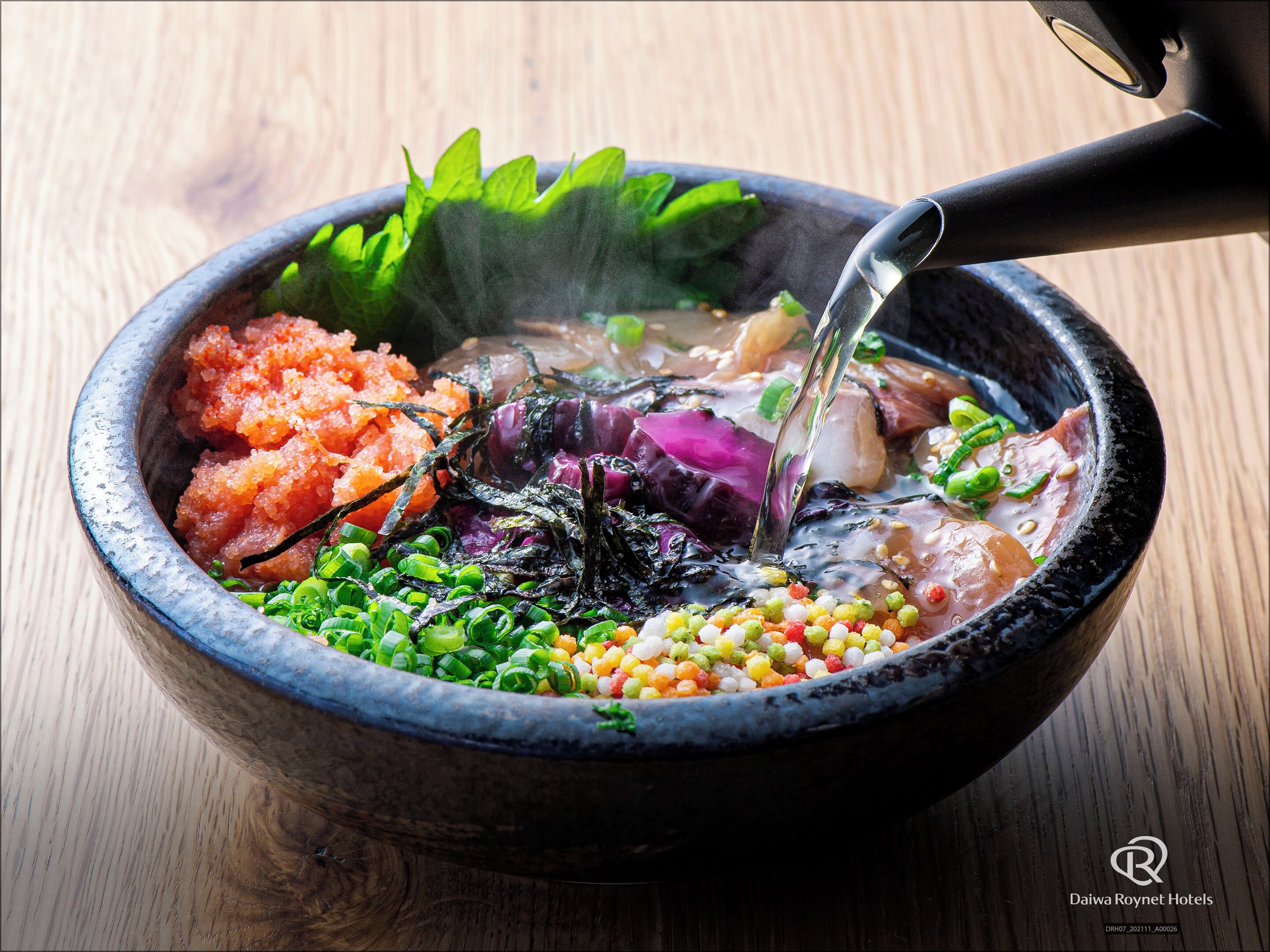 Daily buffet breakfast (JPY 1760 per person)