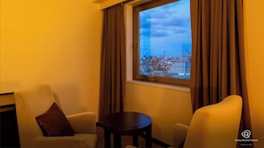 In-room safe, desk, free WiFi, bed sheets