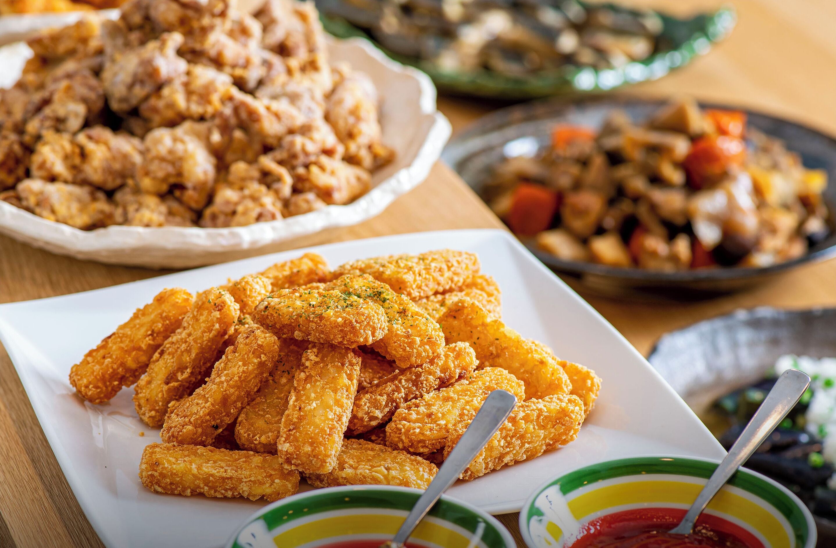 daily buffet breakfast (jpy 1500 per person)