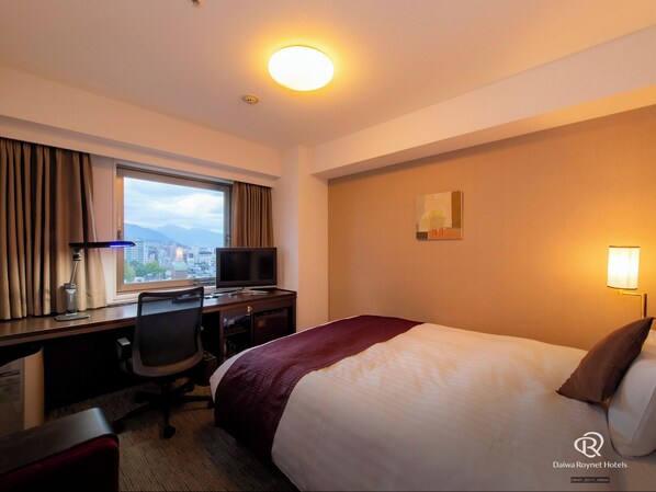 In-room safe, desk, free WiFi, bed sheets