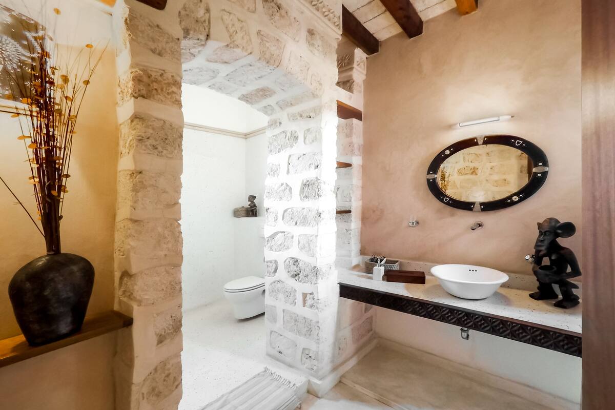 grand suite, 2 bedrooms, ocean view, oceanfront | bathroom | shower, designer toiletries, hair dryer, bathrobes