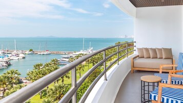 스위트, 킹사이즈침대 1개, 발코니, 마리나 전망 | 발코니